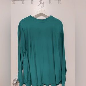 Loft 18 plus emerald green top